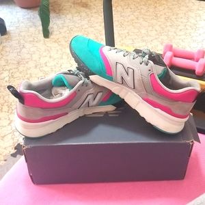 New Balance 997
